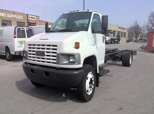 Used 2008 26 ' Cab and Chassis for sale