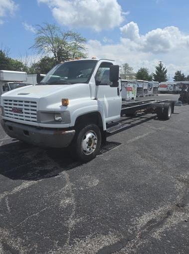 Cabina y chasis 2008 de 26 ft usados para la venta