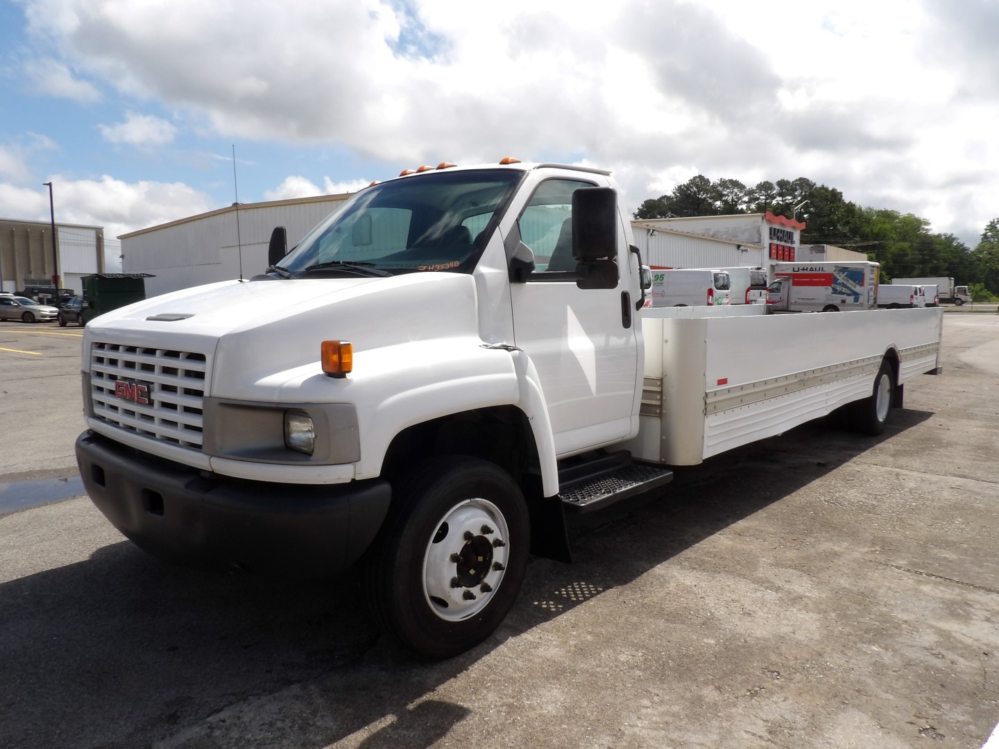 Used 2008 26 ' Cab and Chassis for sale