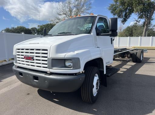 Used 2008 26 ' Cab and Chassis for sale