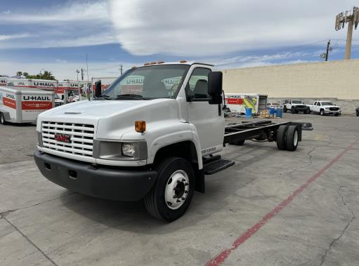 Used 2008 26 ' Cab and Chassis for sale