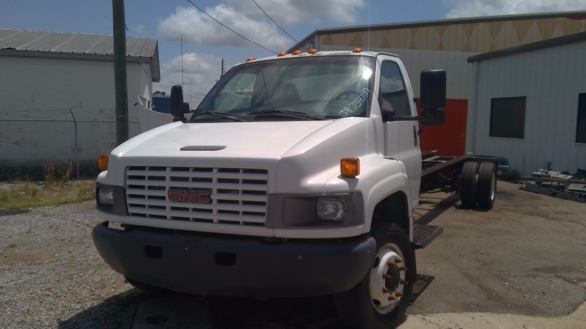 Cabina y chasis 2006 de 26 ft usados para la venta
