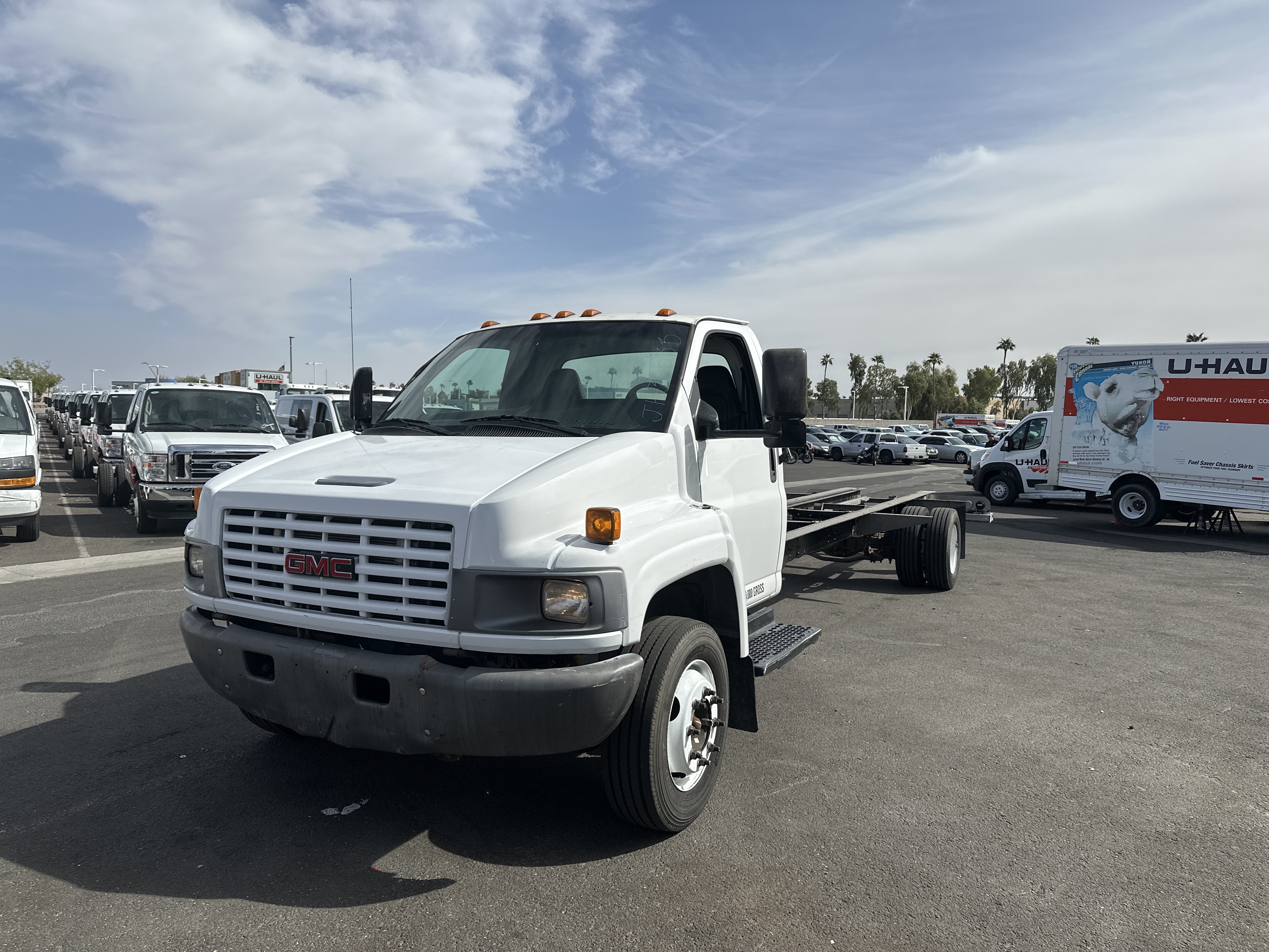 Used 2008 26 ' Cab and Chassis for sale