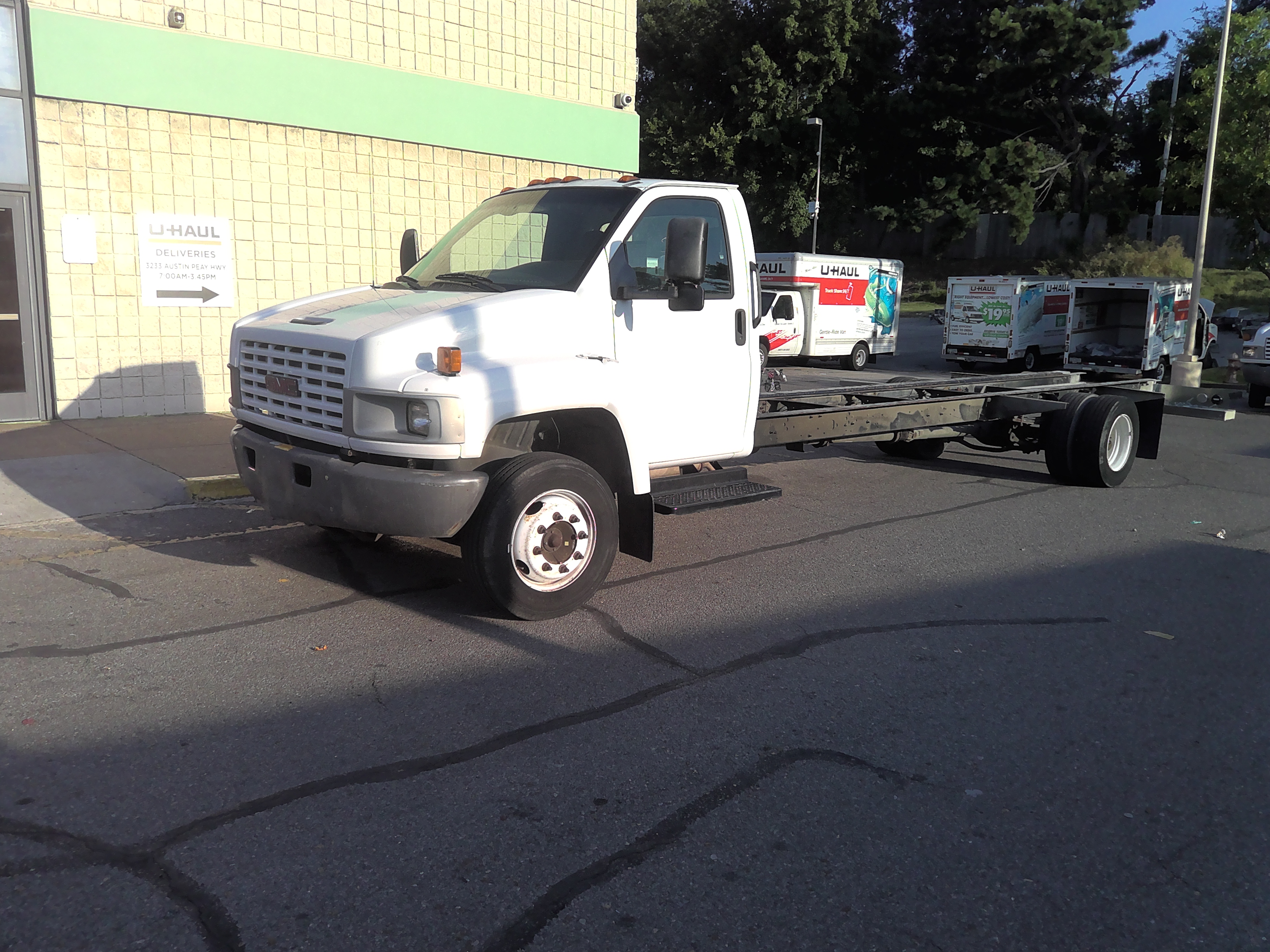 Used 2007 26 ' Cab and Chassis for sale