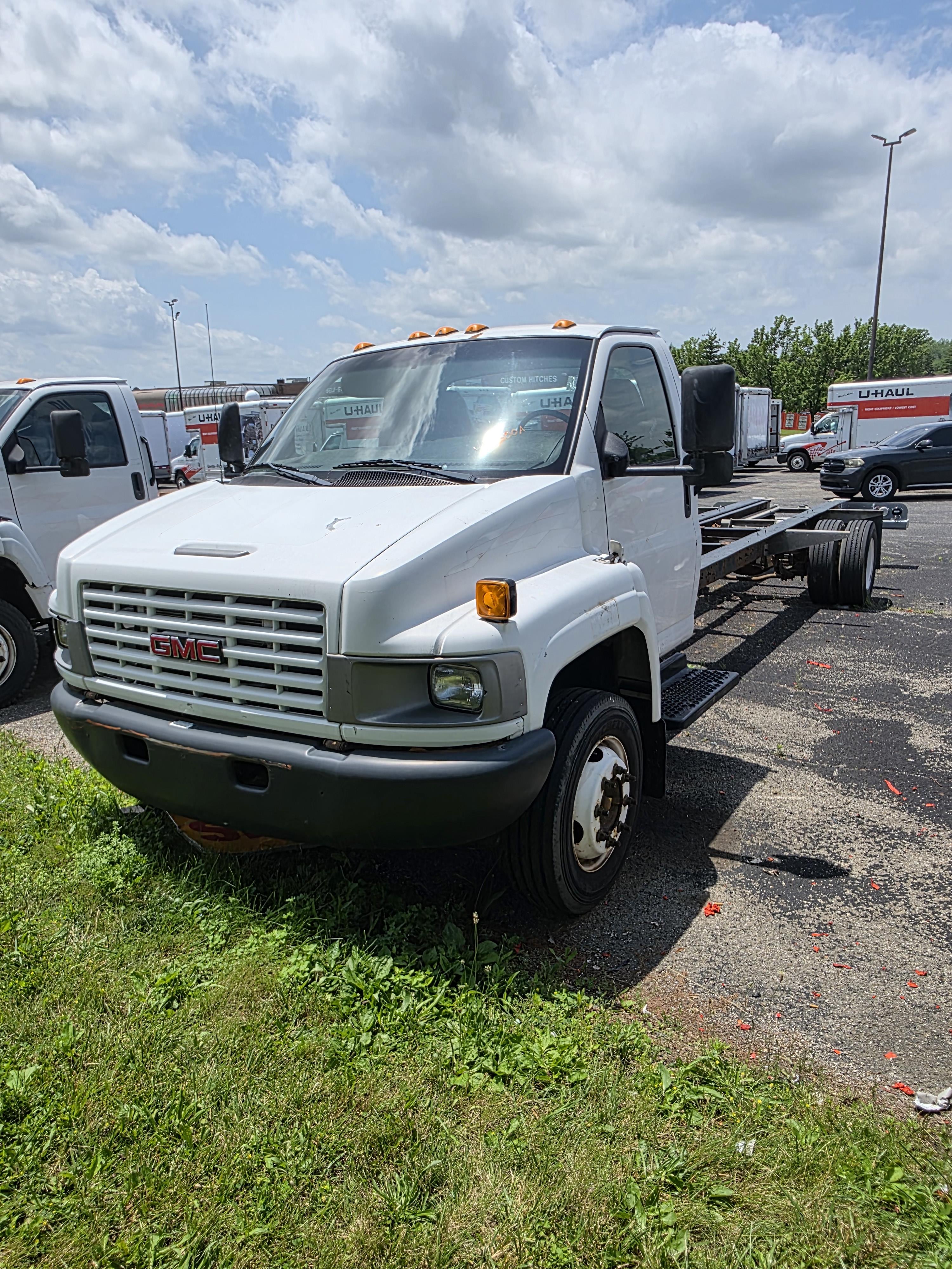 Used 2007 26 ' Cab and Chassis for sale