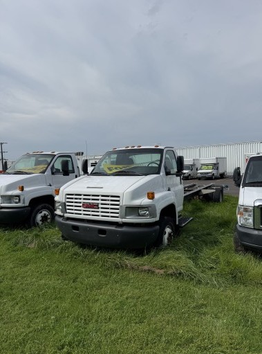 Used 2008 26 ' Cab and Chassis for sale