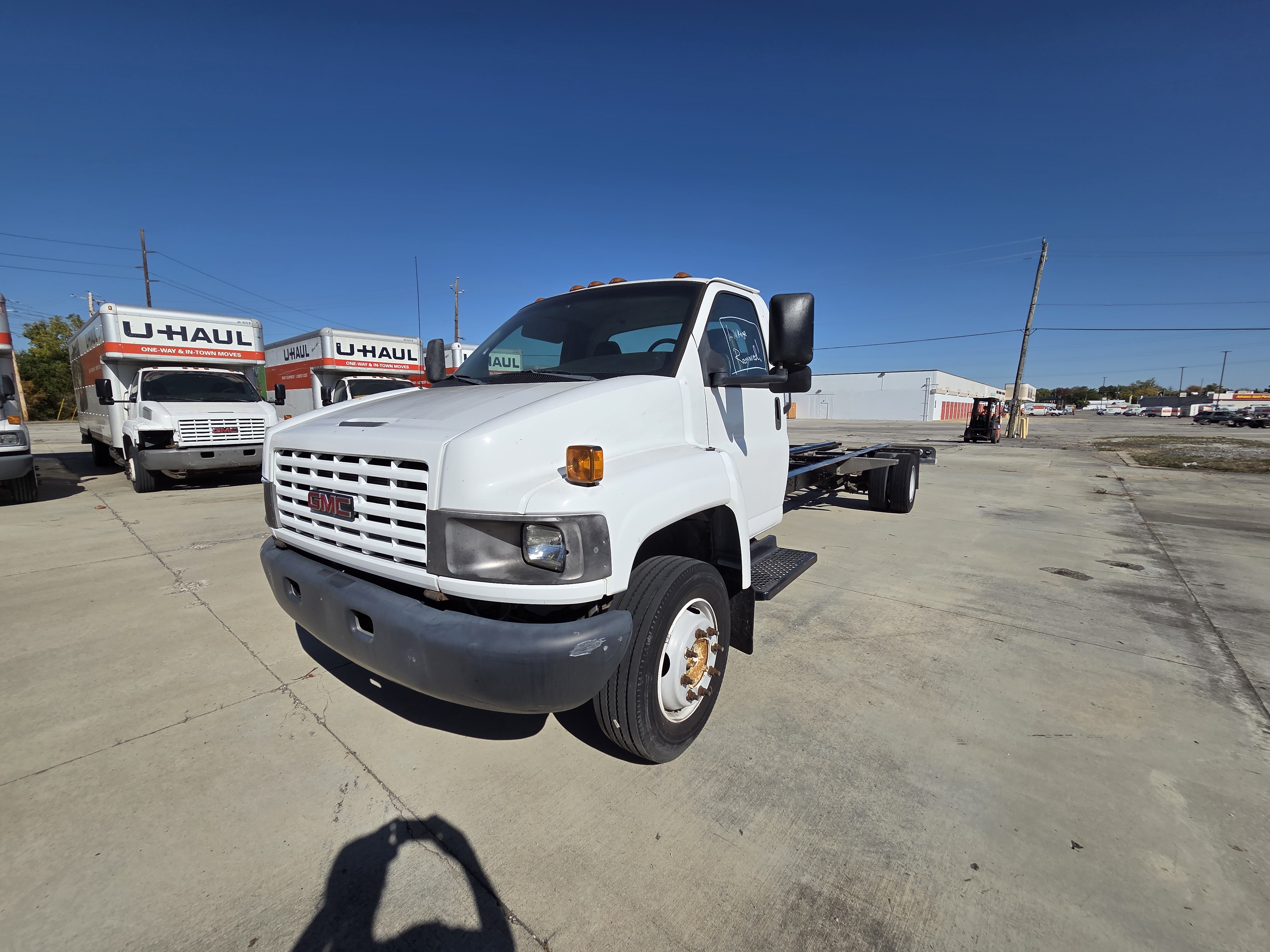 Used 2008 26 ' Cab and Chassis for sale