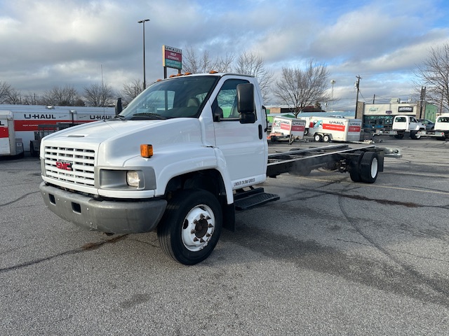 Used 2007 26 ' Cab and Chassis for sale
