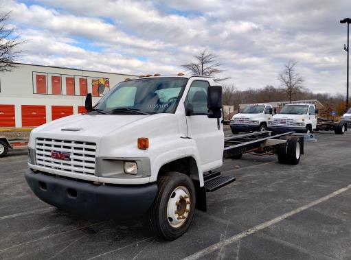 Used 2006 26 ' Cab and Chassis for sale