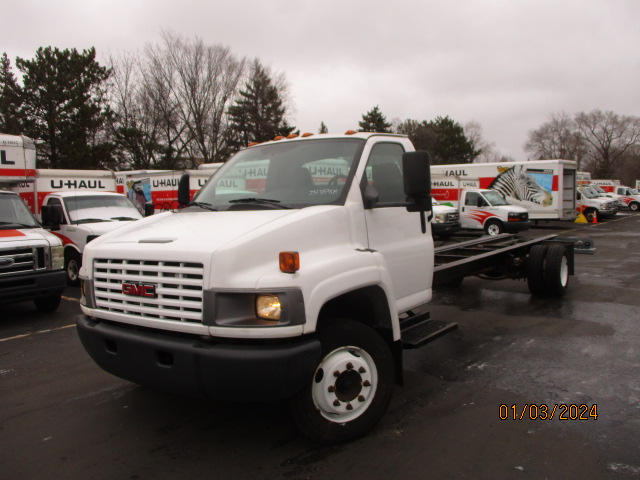 Used 2006 26 ' Cab and Chassis for sale