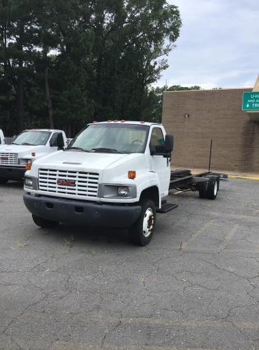 Used 2006 26 ' Cab and Chassis for sale