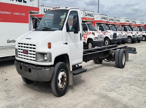 Used 2006 26 ' Cab and Chassis for sale