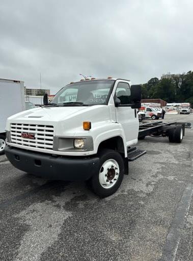 Used 2007 26 ' Cab and Chassis for sale