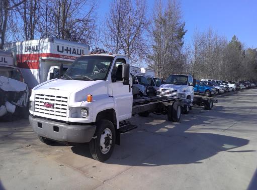 Used 2006 26 ' Cab and Chassis for sale