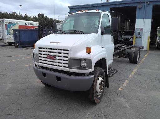 Used 2008 26 ' Cab and Chassis for sale