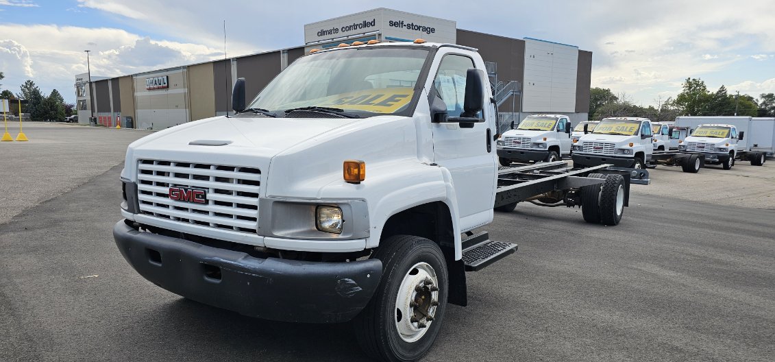 Used 2008 26 ' Cab and Chassis for sale