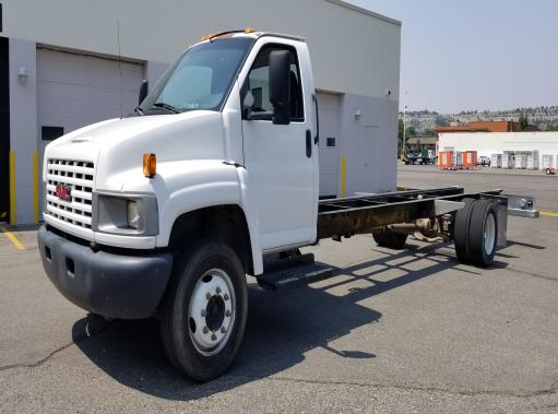 Used 2006 26 ' Cab and Chassis for sale