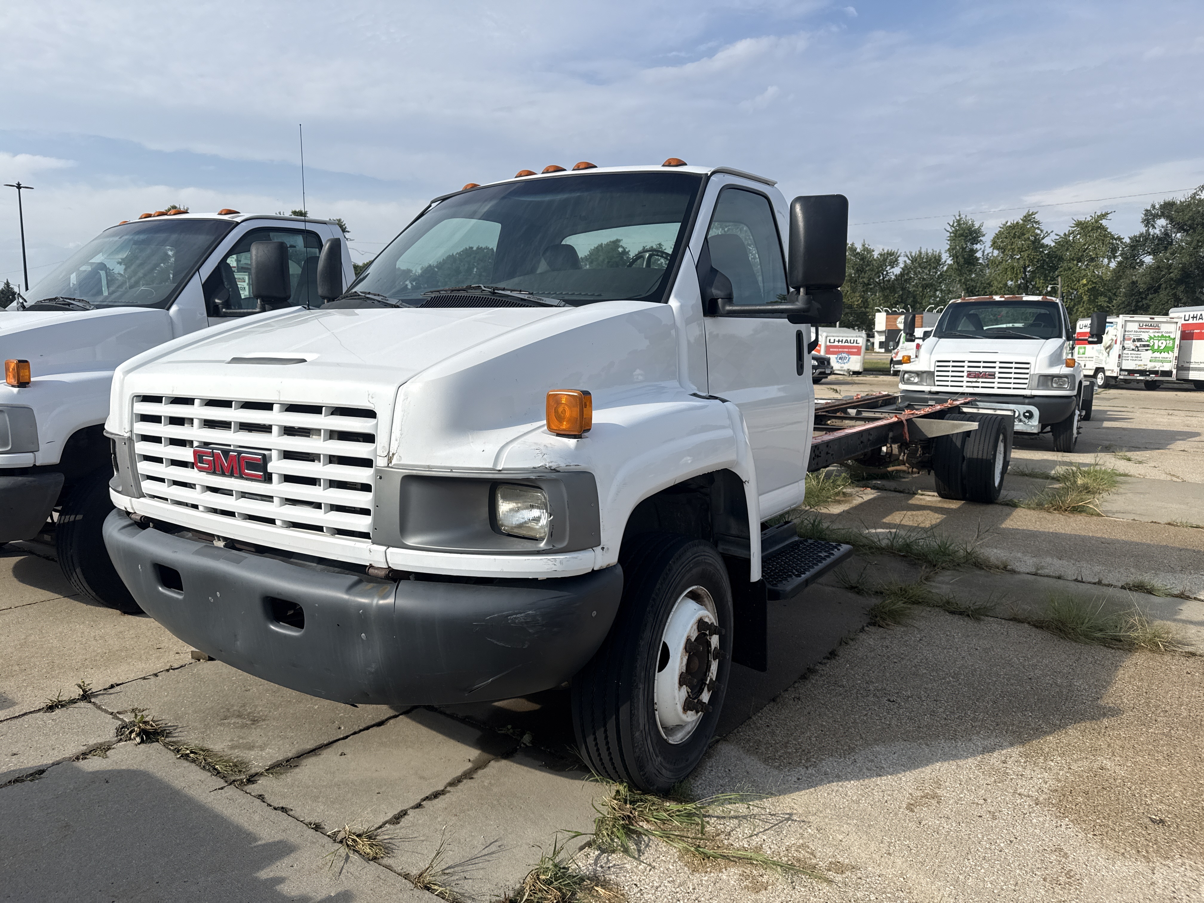 Used 2007 26 ' Cab and Chassis for sale