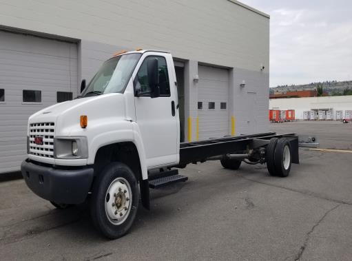 Used 2008 26 ' Cab and Chassis for sale