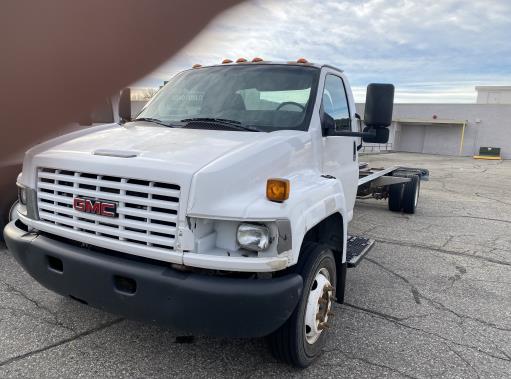 Used 2006 26 ' Cab and Chassis for sale