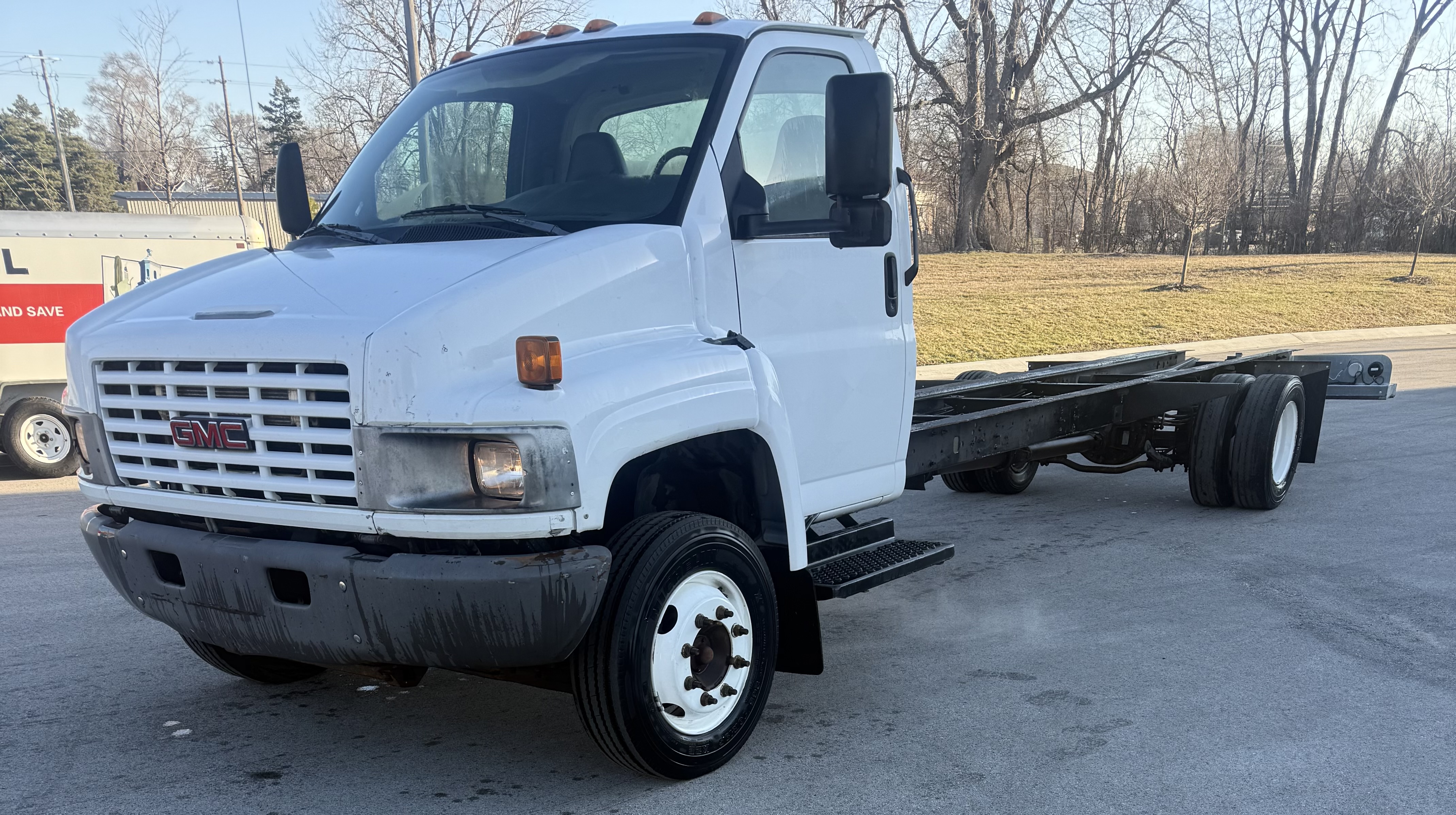 Used 2007 26 ' Cab and Chassis for sale