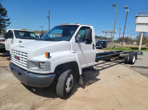 Used 2008 26 ' Cab and Chassis for sale