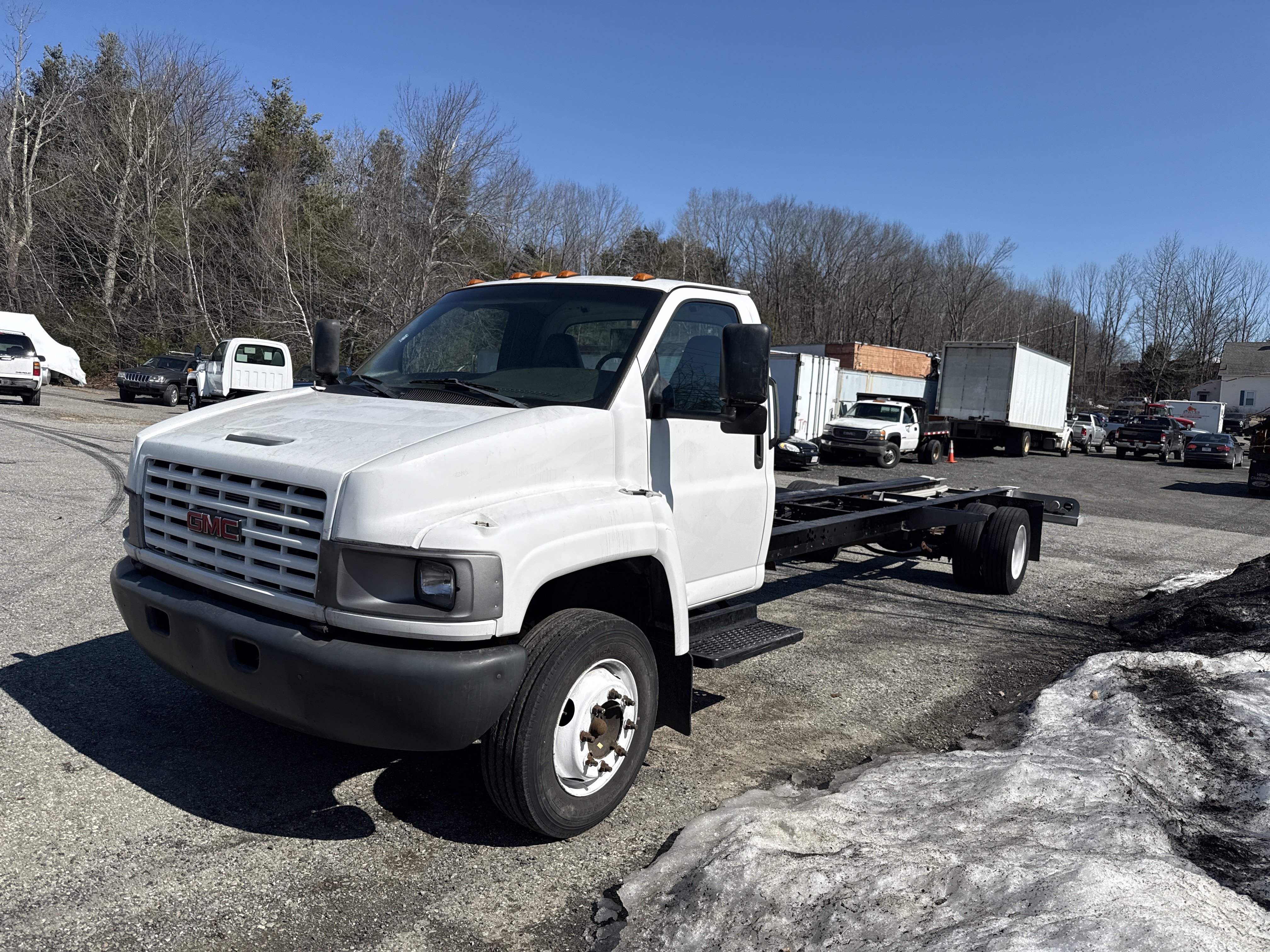 Used 2008 26 ' Cab and Chassis for sale
