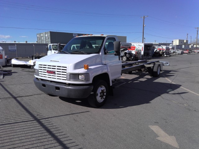 Used 2006 26 ' Cab and Chassis for sale