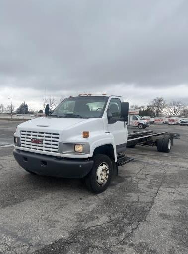 Used 2006 26 ' Cab and Chassis for sale