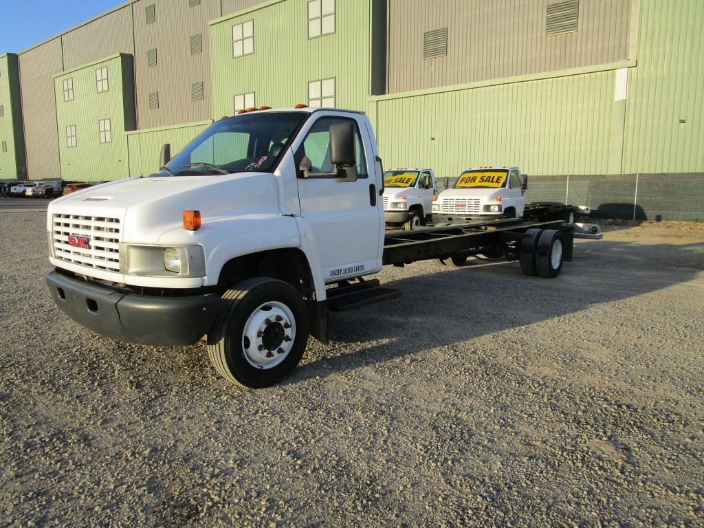 Used 2007 26 ' Cab and Chassis for sale