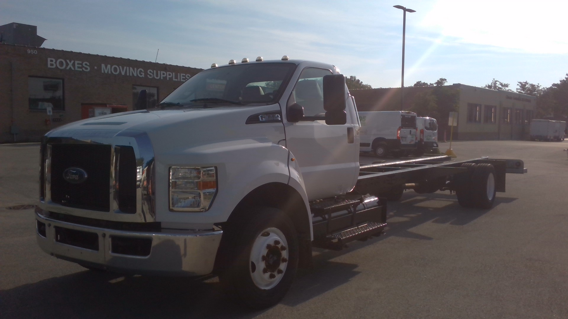 Used 2016 26 ' Cab and Chassis for sale