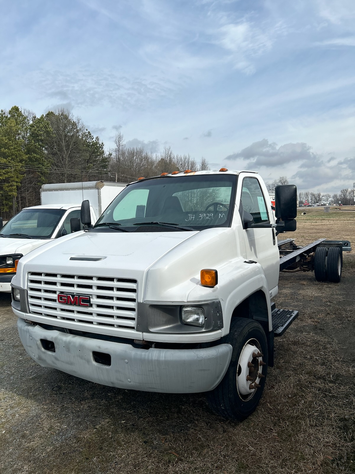 Used 2006 26 ' Cab and Chassis for sale