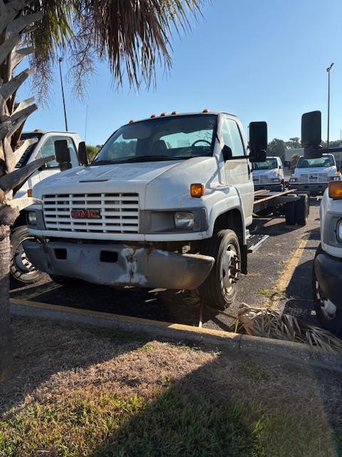 Used 2008 26 ' Cab and Chassis for sale