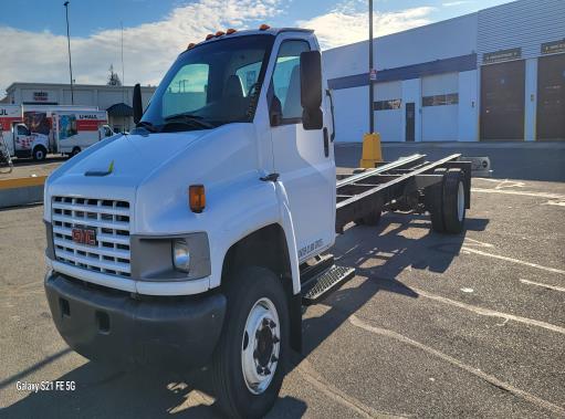 Used 2006 26 ' Cab and Chassis for sale