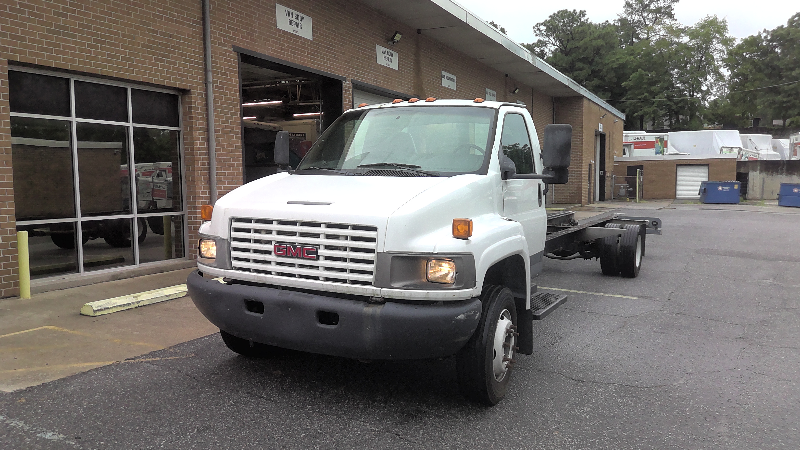 Used 2008 26 ' Cab and Chassis for sale