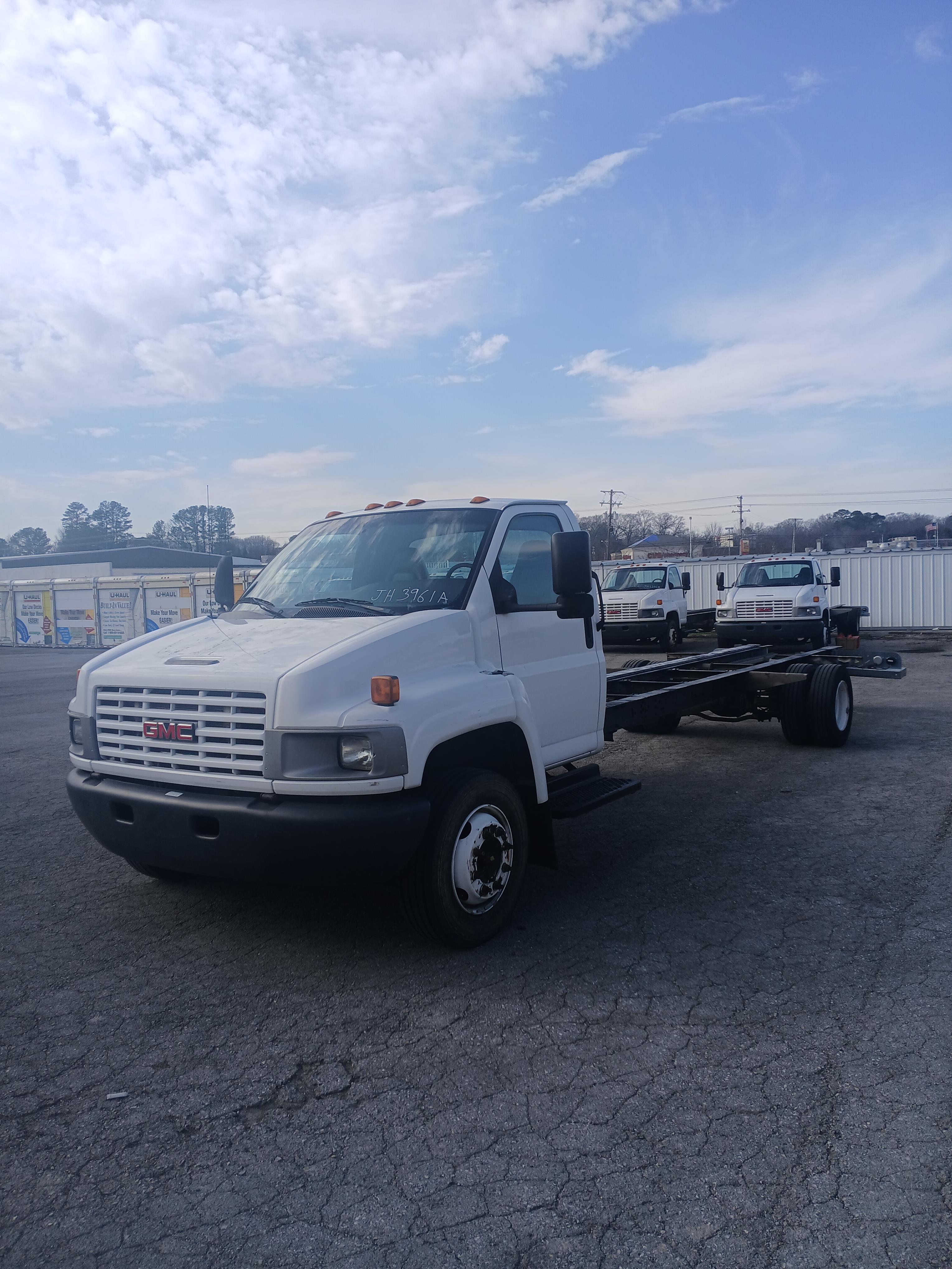 Used 2007 26 ' Cab and Chassis for sale