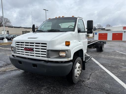 Used 2008 26 ' Cab and Chassis for sale