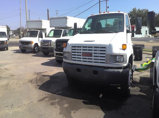 Used 2008 26 ' Cab and Chassis for sale
