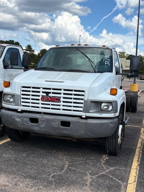 Used 2006 26 ' Cab and Chassis for sale