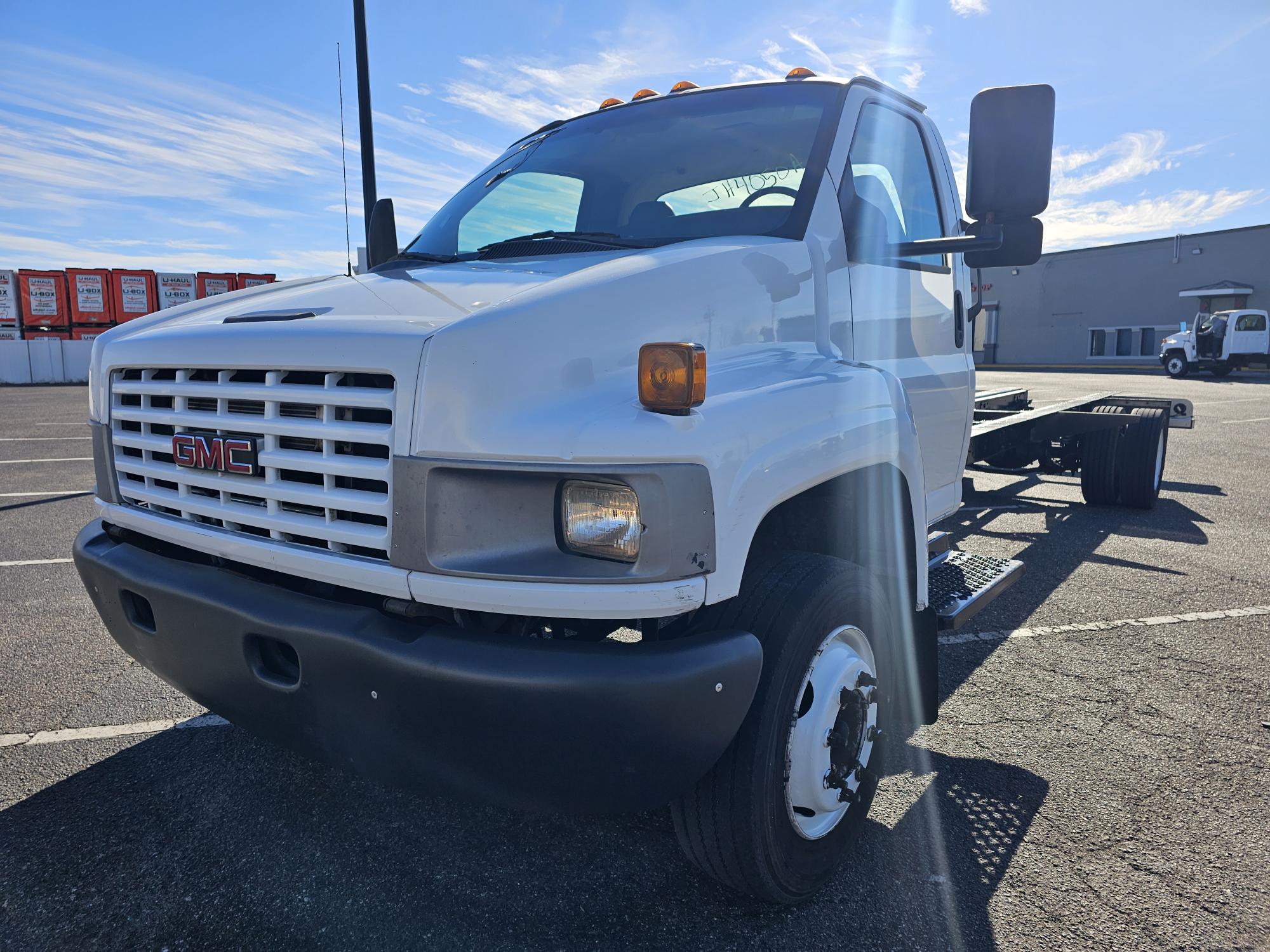 Used 2007 26 ' Cab and Chassis for sale