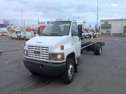 Used 2008 26 ' Cab and Chassis for sale