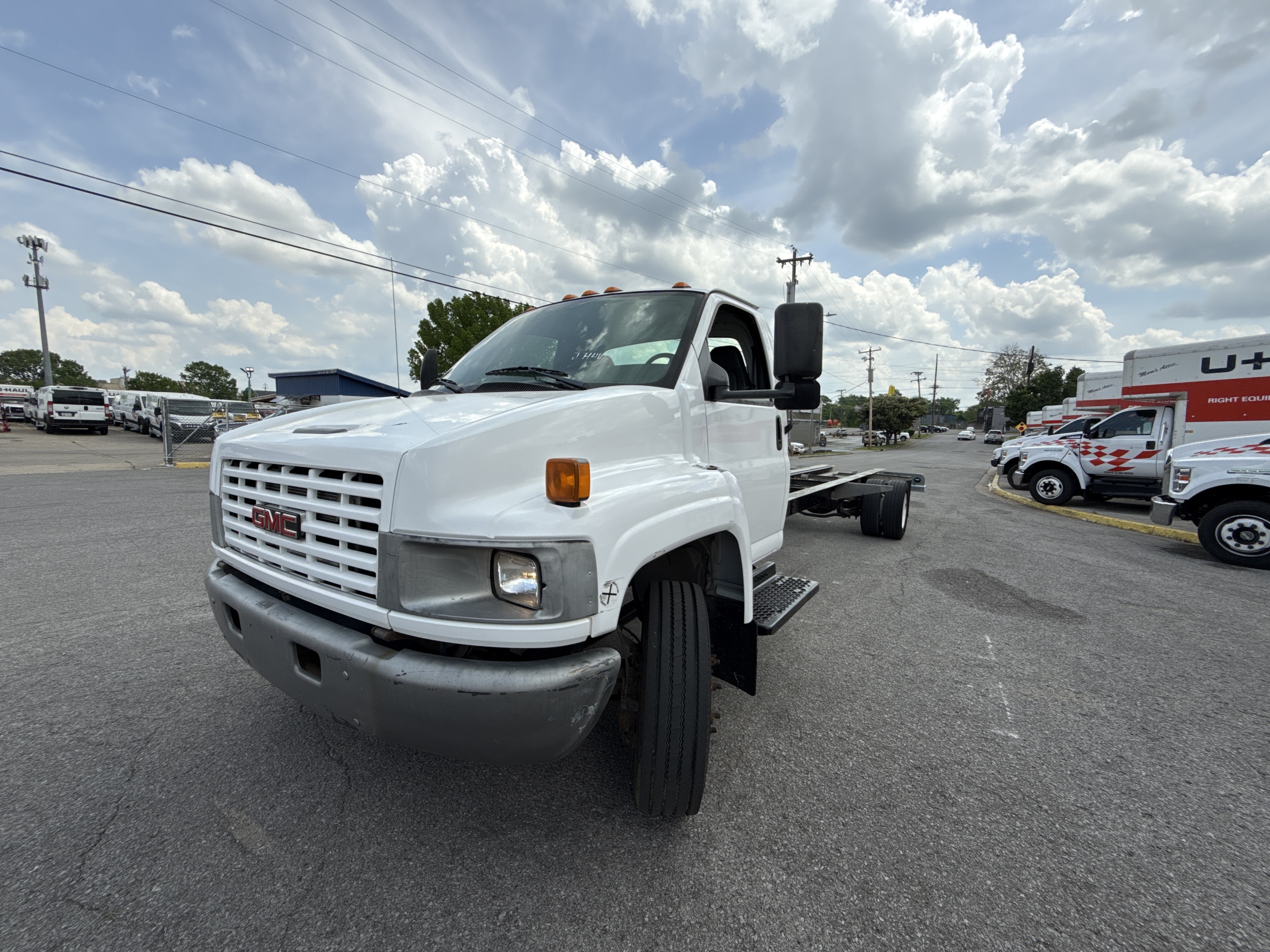 Used 2008 26 ' Cab and Chassis for sale