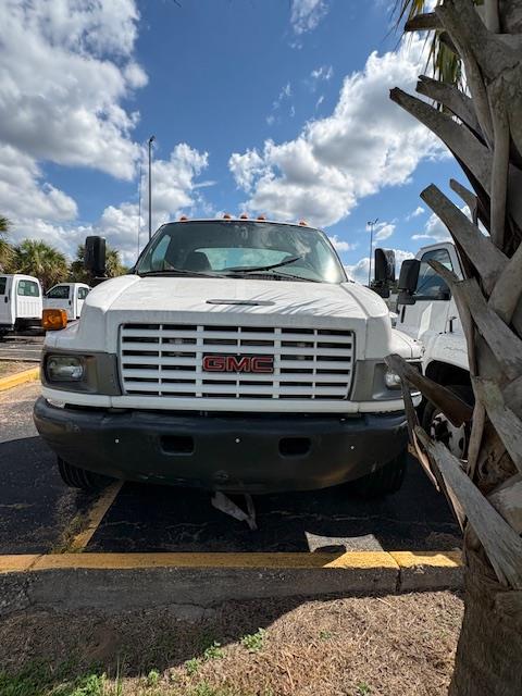 Used 2007 26 ' Cab and Chassis for sale