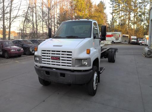 Used 2008 26 ' Cab and Chassis for sale