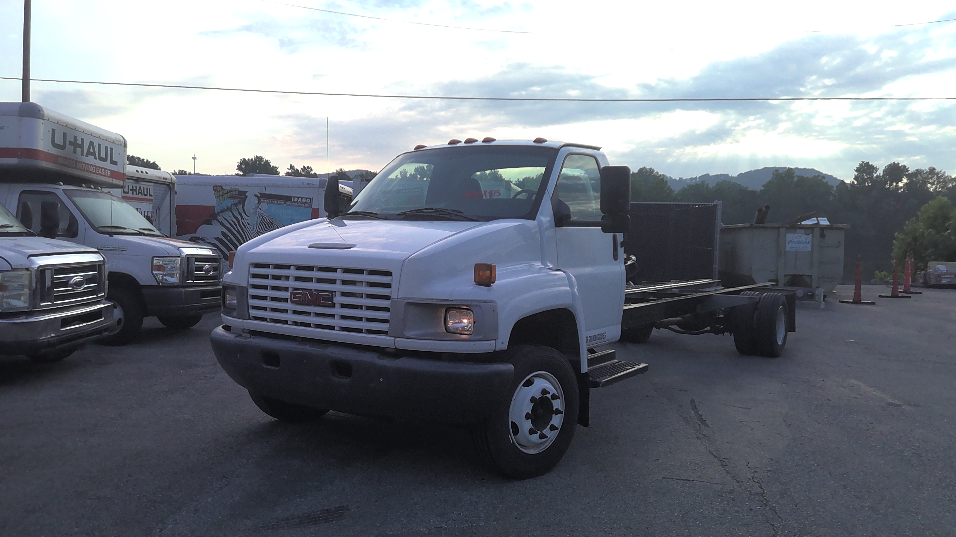 Used 2008 26 ' Cab and Chassis for sale