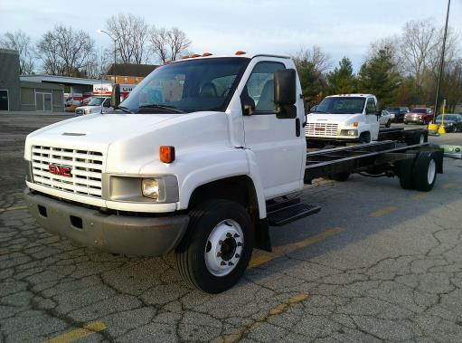 Used 2008 26 ' Cab and Chassis for sale