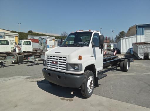 Used 2008 26 ' Cab and Chassis for sale