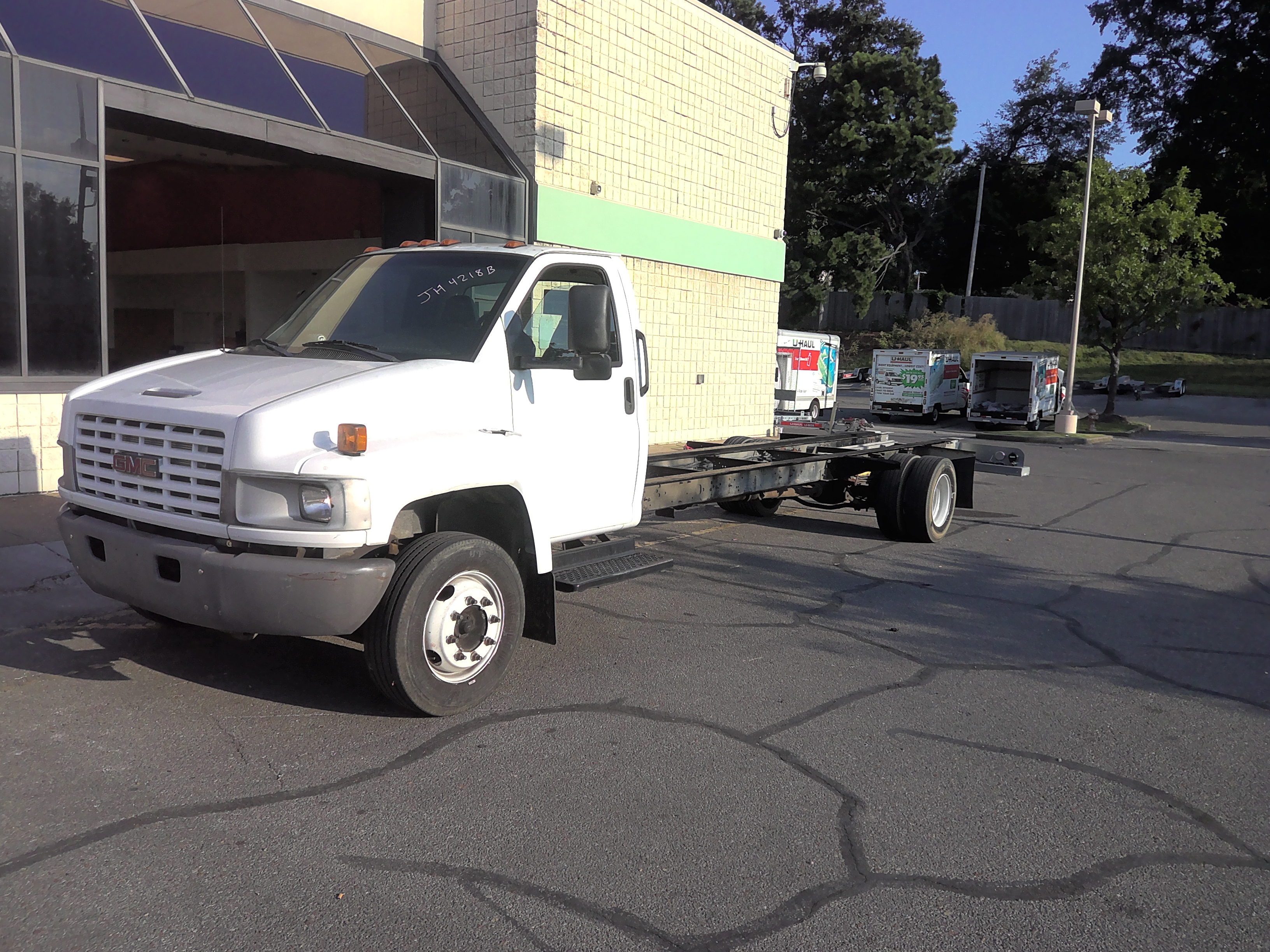 Used 2008 26 ' Cab and Chassis for sale