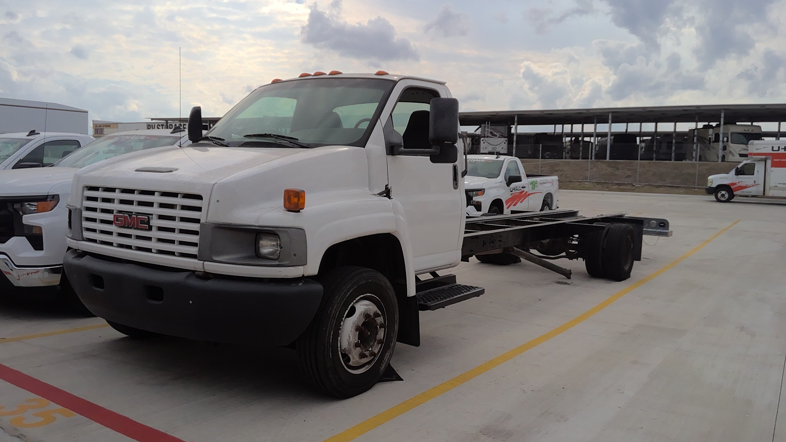 Used 2007 26 ' Cab and Chassis for sale