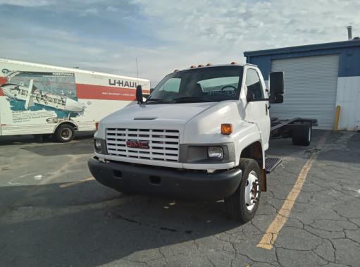 Used 2008 26 ' Cab and Chassis for sale